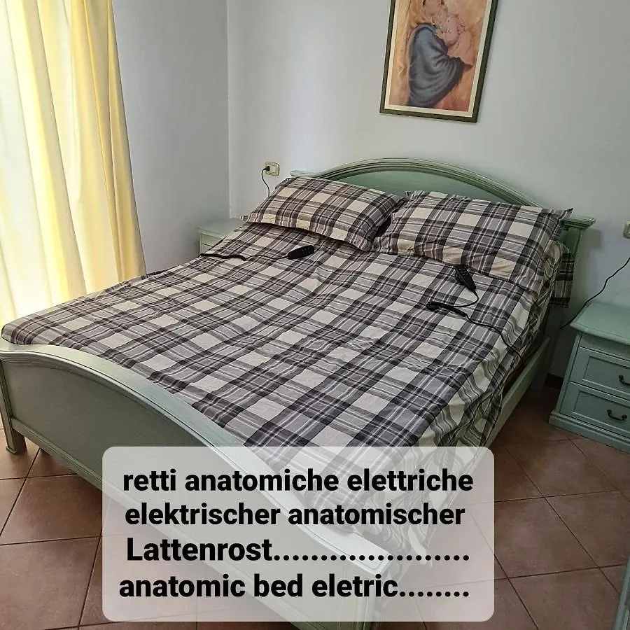 Apartment Appartamento Ai Tigli Caorle Italy